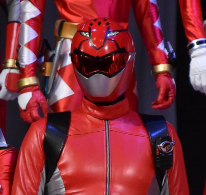 "Tokumei Sentai Go-Busters" - Red Buster 